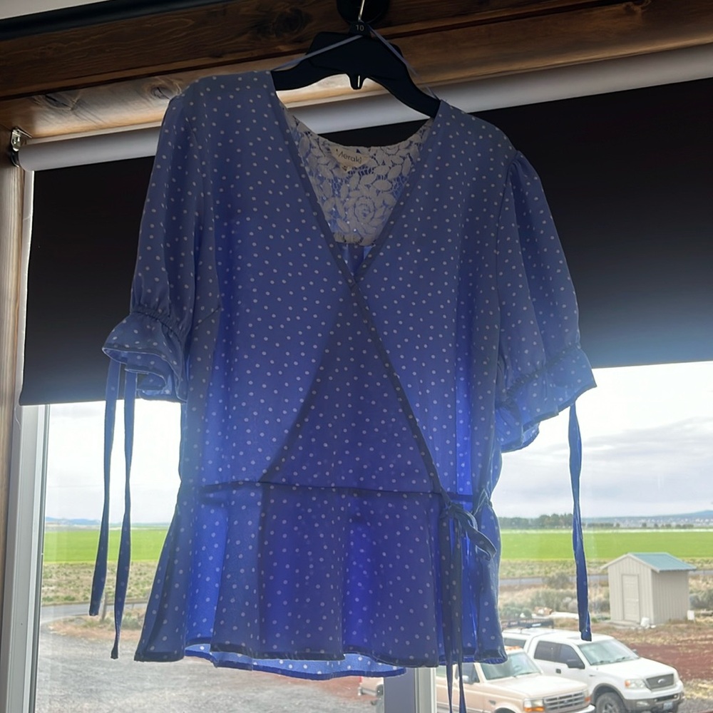 Blue polka dot top
